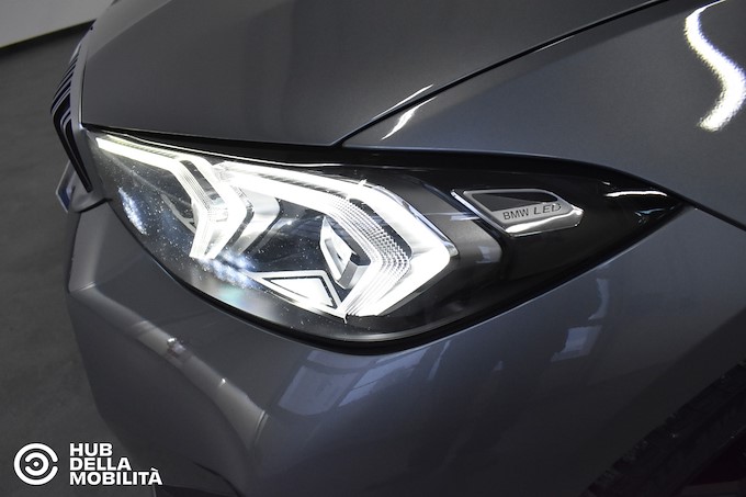 BMW 318d 48V Touring